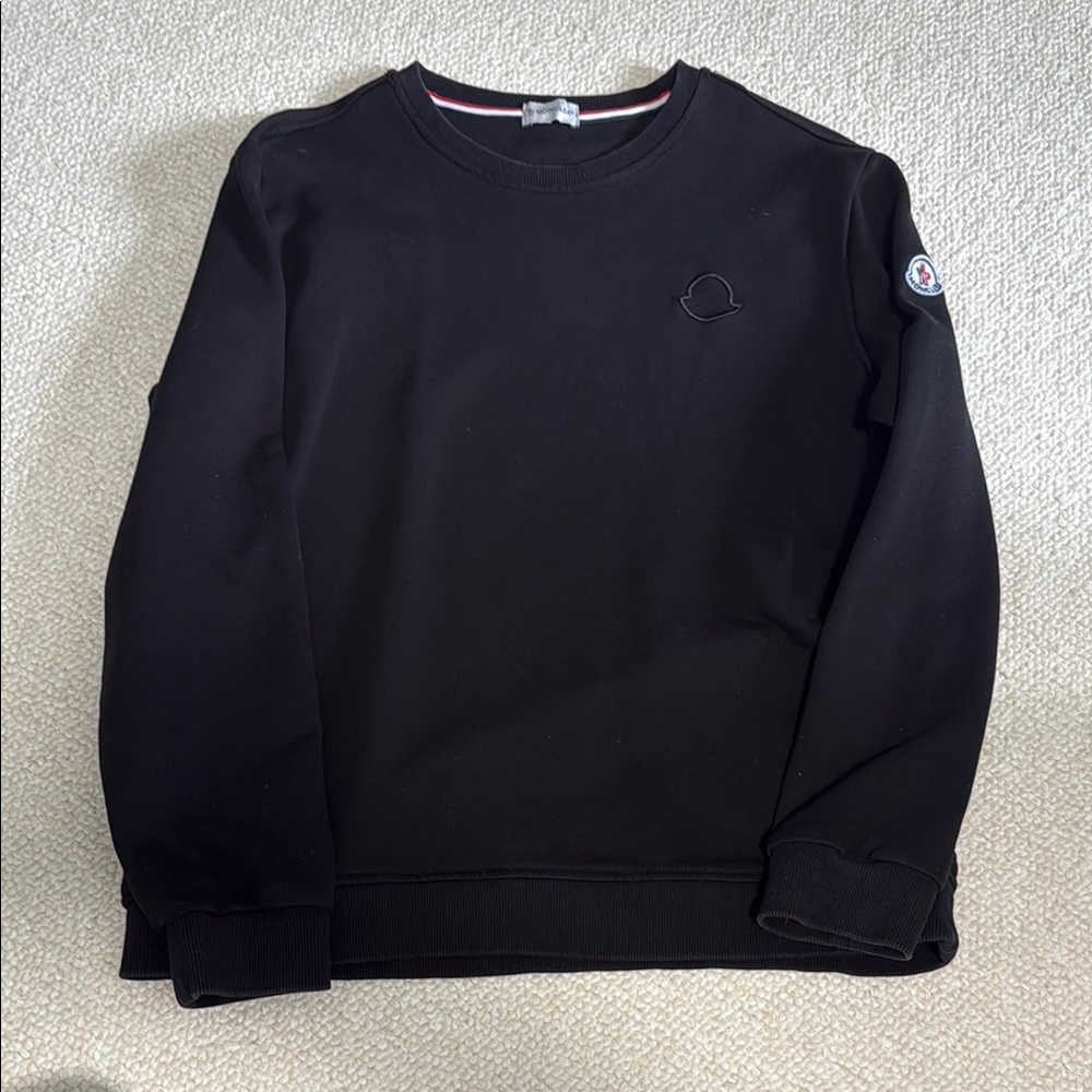 Moncler Black Crewneck Sweater with Ribbed Details